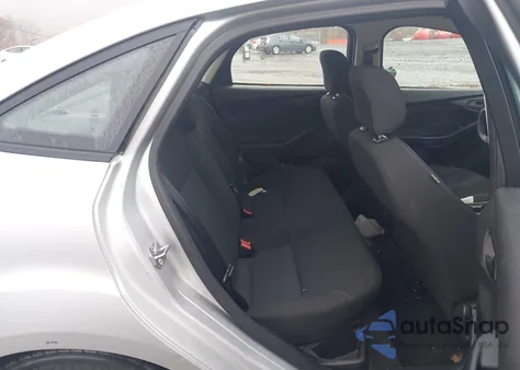 2016 Ford Focus S из США, поврежденный, VIN 1FADP3E21GL349014